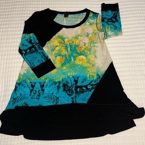Eva Varro Black and Teal Tunic Top